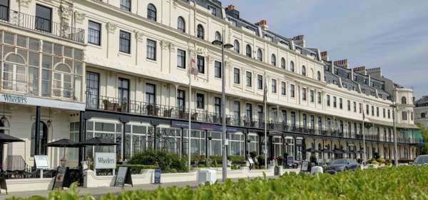 The front of the Dover Marina Hotel