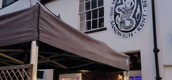 Exterior of The Mermaid's Locker